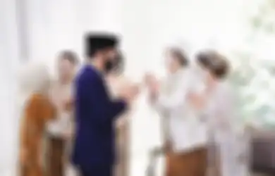 Sentil Kehadiran Jokowi di Pesta Atta Aurel, Rocky Gerung Cuma Elus Dada Hingga Singgung Acara Habib Rizieq: Ada Covid Radikal di Petamburan