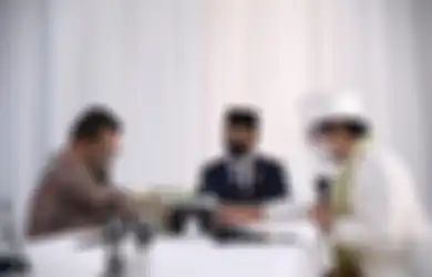 Presiden hingga Menhan Hadiri Nikahan Atta -Aurel, Fiersa Besari Sindir Halus dengan 'Paradoks' yang Lagi Terjadi di Indonesia: Izin Resepsi Masyarakat Dipersulit, Nikahan Seleb...