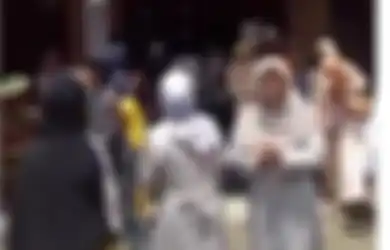 Malunya Gak Ketulungan, Sudah Duduk Selonjoran dan Serah Terima Seserahan, Rombongan Calon Pengantin Ini Malah Nyasar ke Tempat Pengantin Lain Gara-gara Share Location