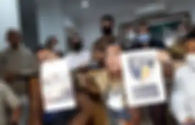 Ditanya Langsung Isu Selingkuhi Menantu Sendiri, Hotma Sitompul Marah Besar Hingga Ancam Lakukan Ini: Bams Itu Jahat!