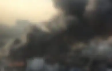 Kebakaran Besar Terjadi di Tanah Abang, Api Masih Menyala, Penyebabnya Belum Diketahui