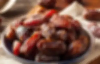 5 Buah-Buahan Kaya Serat yang Mengenyangkan, Termasuk Kurma!