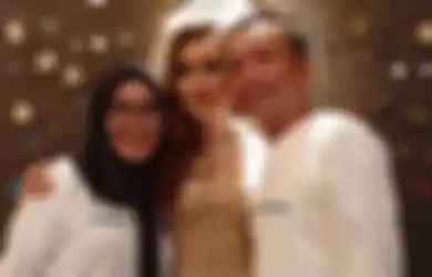 Pantas Ayu Ting Ting Ngaku Dijadikan ATM Berjalan, Terungkap Perlakuan Tak Terduga Umi Kalsum pada Sang Biduan, Eks Mertua Enji: Nyantai Aja, Udah Kaya? 