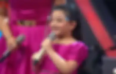 Gemoy Minta Ampun, Arsy Bikin Juri The Voice Kids Indonesia Ternganga Saat Nyanyikan Lagu Sia dengan Begitu Fasih, Auto Diberi Standing Ovation