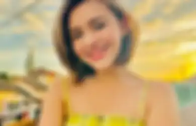 Intip Gaya Simpel Amanda Manopo Bawa Tas Hermes Seharga Ratusan Juta Rupiah!