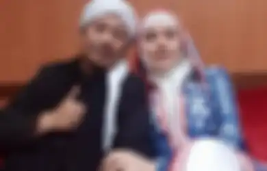 Setahun Setelah Persunting Mantan Model, Opick Alami Musibah, Rumah Megahnya Dilalap Si Jago Merah, Sang Kakak Ungkap Fakta Ini