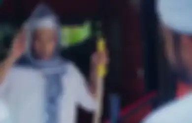 Link dan Sinopsis Ayat dari Langit Ada di Artikel Ini, Sebuah Telefilm Malaysia Menceritakan tentang Penyebaran Ajaran Sesat oleh Pasangan Suami Istri