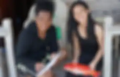Nekat Nikah Tanpa Restu Sang Ibunda, Aura Indah Permatasari Disebut Tak Lagi Fresh Semenjak Menikah, Arie Kriting Langsung Beri Tanggapan