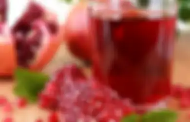 Superfood! Ternyata Ini 4 Manfaat Buah Delima Bagi Kecantikan!