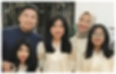 4 Ide Outfit Lebaran yang Manis ala Anak Alya Rohali, Namira Adjani!