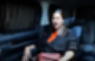Bak Tertampar Kenyataan, Paula Verhoeven Syok Lihat Isi Kiriman Paket Misterius Ini, Mulanya Berharap Dapat Kejutan Mewah dari Suami: Ih Bau Banget!