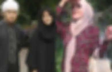 Sosok Istri Ketiga Uje Dibongkar Umi Pipik, Mantan Istri Sunu Matta: Ikhlas Itu Diam