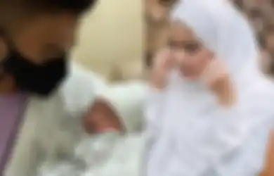 Keberadaan Rizki D'Academy Langsung Dipertanyakan, Nadya Mustika Singgung Soal Bimbang Kala Unggah Foto Bareng Buah Hatinya: Aku Dikuatkan...