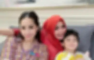 Tuntut Paksa Raffi Ahmad untuk Gelar Pengajian Kehamilan Nagita Slavina, Mama Rieta: Biar Doa Bersama, Pakai Seragam Dong!
