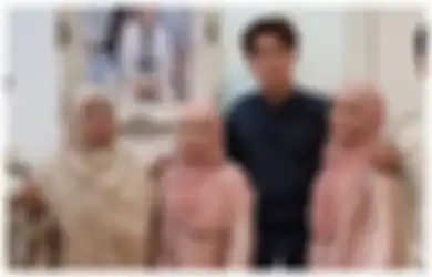 Lesti Kejora dan Rizky Billar Tampil Serasi Saat Rayakan Lebaran Bersama!