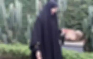 Pamer Foto Bareng, Irwansyah Sebut Laudya Cynthia Bella Haus Ilmu Agama, Suami Zaskia Sungkar: MasyaAllah