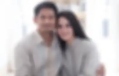 Dicibir Turun Kelas oleh Netizen Lantaran Jualan Batagor, Ririn Ekawati Beri Jawaban Menohok: Bersyukur di Masa Seperti Ini