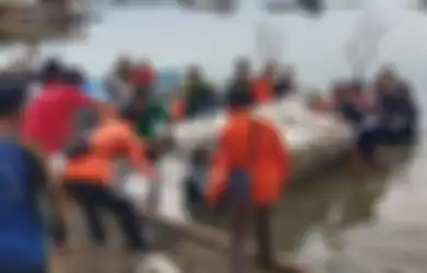 Penemuan Jenazah Jalal dan Jalil, Bocah Kembar yang Ikut Jadi Korban Tragedi Perahu Terbalik di Waduk Kedung Ombo, Kepala Basarnas Semarang: Tim Melihat Ada Benda...