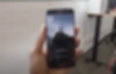 Harga HP Samsung Bekas Edisi Batman ini Sekarang Cuma Rp 2 Jutaan!