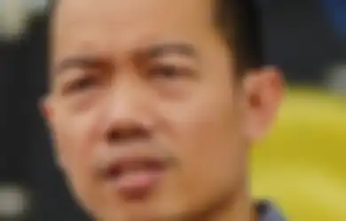 Tere Liye Mencak-Mencak di Medsos Soal Pembajakan Buku, Netizen: Bahasamu Itu Alihkan Masalah