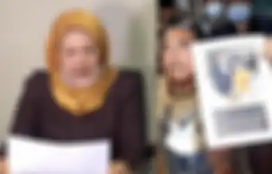 Tiba-tiba Muncul di Hadapan Publik, Wanita yang Ngaku Sebagai Istri Pertama Hotma Sitompul Ini Lantang Sebut Pernikahannya Sah Bukan Abal-abal: Anak Saya Selama Ini Tidak Tahu Siapa Bapaknya!