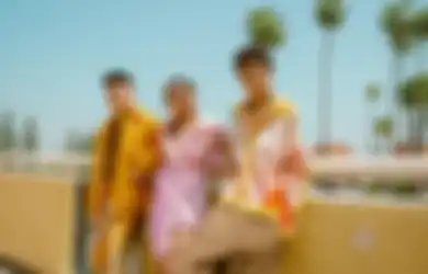 Rich Brian dan Warren Hue Umumkan Single 'Lazy Suzan' Sebagai OST Film Shang-Chi