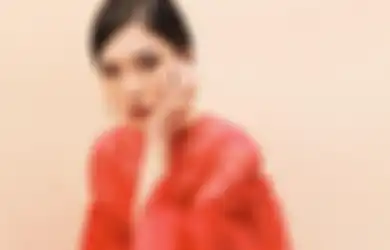 Enggak Pernah Ngalamin Rambut Lepek, Isyana Sarasvati Lakukan Hal Ini!