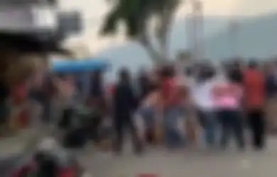 Gegara Pengen Pesan Sate Keliling, Pengunjung Warung di Tempat Wisata Telaga Sarangan Baku Hantam dengan Pemilik Warung, Polisi Beberkan Kronologinya