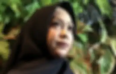 Kematian Ayahnya Dijadikan Konten YouTube, Ria Ricis Banjir Kritikan Pedas Netizen, Selebtwit Mazzini: Sehina-hinanya Konten!