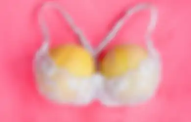 Ingin Bentuk Payudara Kencang dan Bagus? Makan 5 Buah-buahan Ini