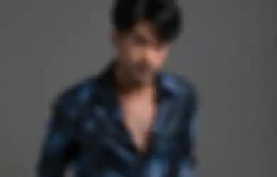 Tips Anti Galau Setelah Putus Cinta ala Reza Rahadian, Dijamin Happy!