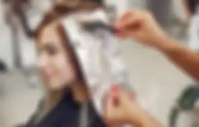Sering Dilakukan Banyak Orang, Benarkah Pewarna Rambut Bisa Tingkatkan Risiko Kanker Payudara? Begini Kata Sang Ahli