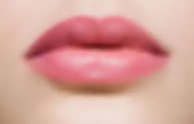 5 Warna Lipstik Paling Stunning Untuk Kondangan, Bikin Tambah Elegan