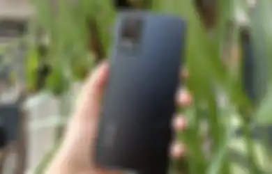 Unboxing vivo V21, HP 4 Jutaan Dengan Chipset Terkenal Qualcomm