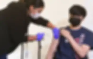 Vaksin Covid-19 untuk Anak dan Remaja Belum Ada, Kemungkinan Kemenkes Suntikkan Sinovac - Pfizer