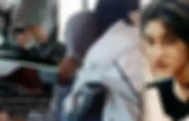 Parasnya Bak Pinang Dibelah Dua dengan Nike Ardilla, Pemudi yang Viral di TikTok Ini Mendadak Dapat Undangan dari Mami Nining, Tangis Haru Pecah Saat Keduanya Bertemu