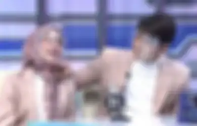 Tanggung 100 Persen Biaya Lamaran, Lesti Kejora Meradang Saat Rizky Billar Dicemooh Tak Modal Uang Sepeserpun: Itu Dimana-mana yang Menjamu Keluarga Perempuan!