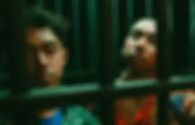 Dengerin Single Baru Rayi Putra feat. Laze, Yang Merasa Bucin Merapat!