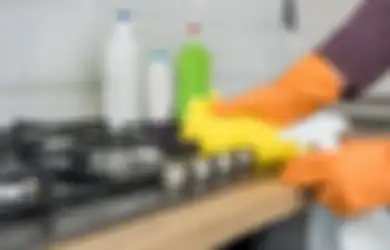 Jangan Buang Tenaga dan Waktu untuk Bersihkan Dapur, Kenali 3 Jenis Noda yang Ternyata Harus Dibersihkan dengan Cara Berbeda-beda