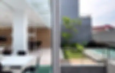Rumah Minimalis Modern, Mengundang Alam Masuk ke Rumah dengan Olahan Dinamis Antarruang
