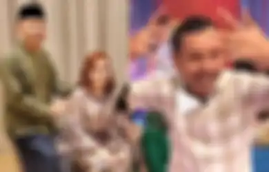 Terkuak Budget THR yang Digelontorkan Ayu Ting Ting, Perhiasan Emas di Tangan Ayah Rozak Ikut Disorot, Begini Tampilanya saat Silaturahmi di Depan Keluarga Besar