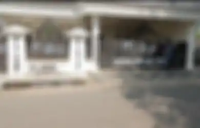 Pagar Rumah Gedongan di Palembang Ini Viral Dipenuhi Coretan 'Pelakor', Ketua RW Ungkap Fakta Penghuninya