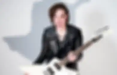 Vokalis 'Halestorm' Jadi Brand Ambassador Wanita Pertama Gitar Gibson