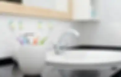 Sikat Gigi Bisa Jadi Sumber Infeksi Ulang dan Penularan Covid-19 pada Anggota Keluarga, Cegah dengan Cara Ini!