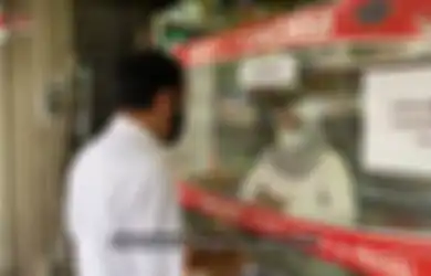 Pantas Masyarakat Kesulitan Dapat Obat Covid-19, Ternyata Stok di Apotek-apotek Nihil Saat Disambangi Jokowi, Presiden Langsung Telepon Menkes hingga Terungkap Fakta Ini