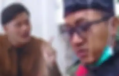 Tak Terima Ahli Waris Kos-kosan Lina Jubaedah Sebenarnya Dibongkar Sule, Teddy Ngamuk Kecam Anak-anak Sang Komedian Agar Berhenti Mempersulit Hidupnya: Kalau Otaknya Cerdas, Semua Selesai!