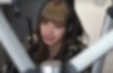 Intip Aktivitas Lisa BLACKPINK di Studio Garap Debut Album Solonya