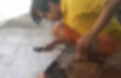 Pelajar SMK Jurusan IT Nggak Malu Bantu Ortu Ngelas dan Laundry, Kini Dapat Beasiswa Kuliah Sampai Lulus S1