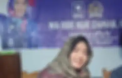 Berani Sebut Fisik Nia Ramadhani Berubah Drastis, Ini 7 Foto Menawan Pengacara Istri Ardi Bakrie yang Mantan Anggota DPR