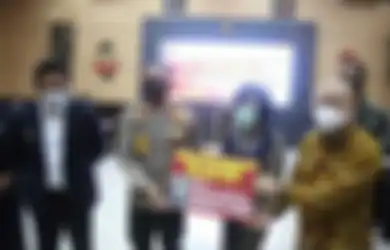 Anak Akidi Tio Tak Terima Sumbangan Rp 2 Triliun dari Bapaknya Dianggap Palsu Semata, Ternyata Belum Bisa Cair Gara-gara Hal Ini